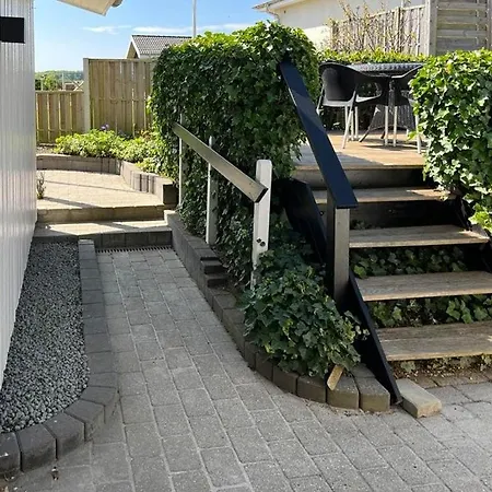 Newly Renovated Summer House 40 M From The Water * Haderslev